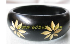 Hand Carving Wooden Bangles Design